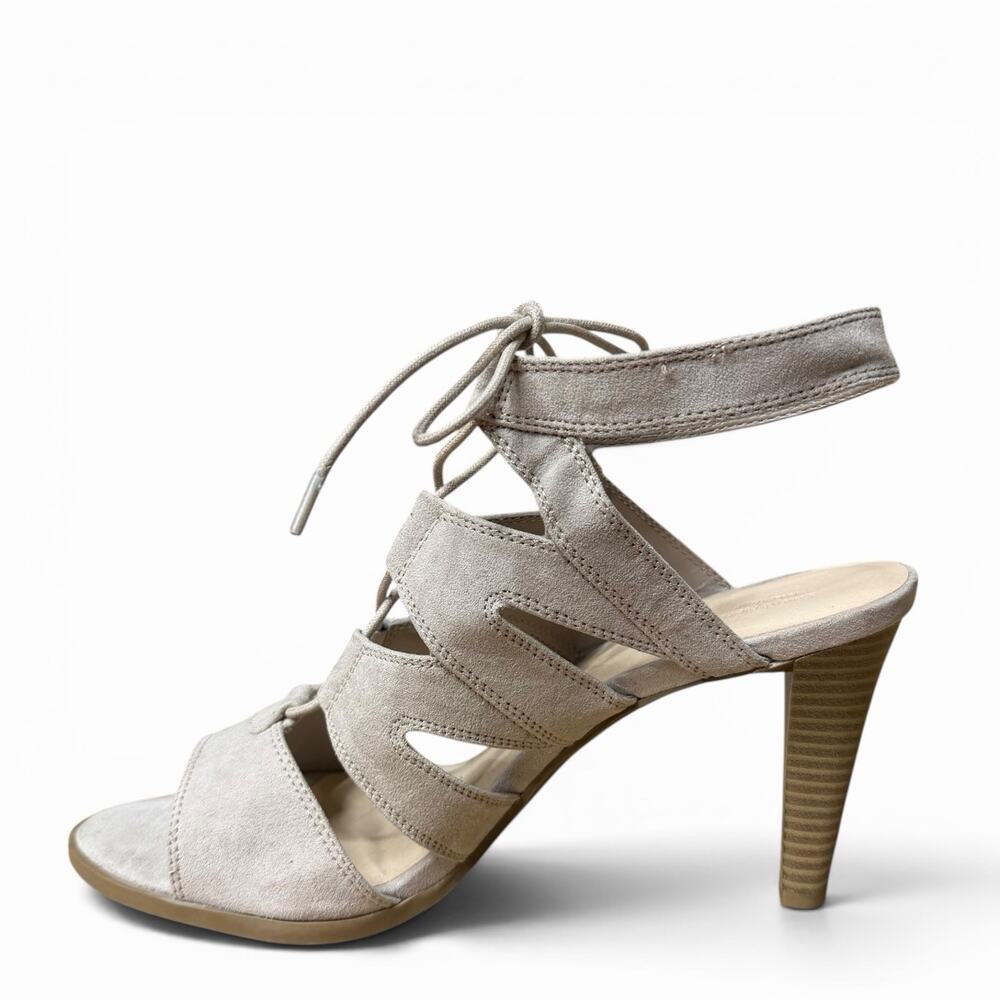 Vera Wang Sandal Heels Strappy Faux Suede Stiletto Taupe Formal Business Sz 10 - Picture 13 of 14